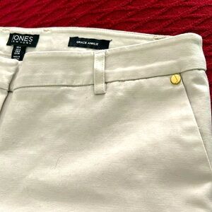 Jones NY straight leg cotton with a stretch